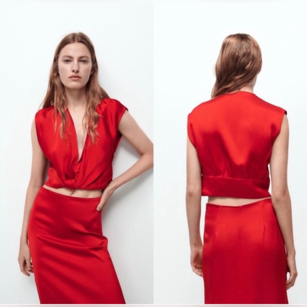ZARA vibrant red crop top with side zipper medium - top only!